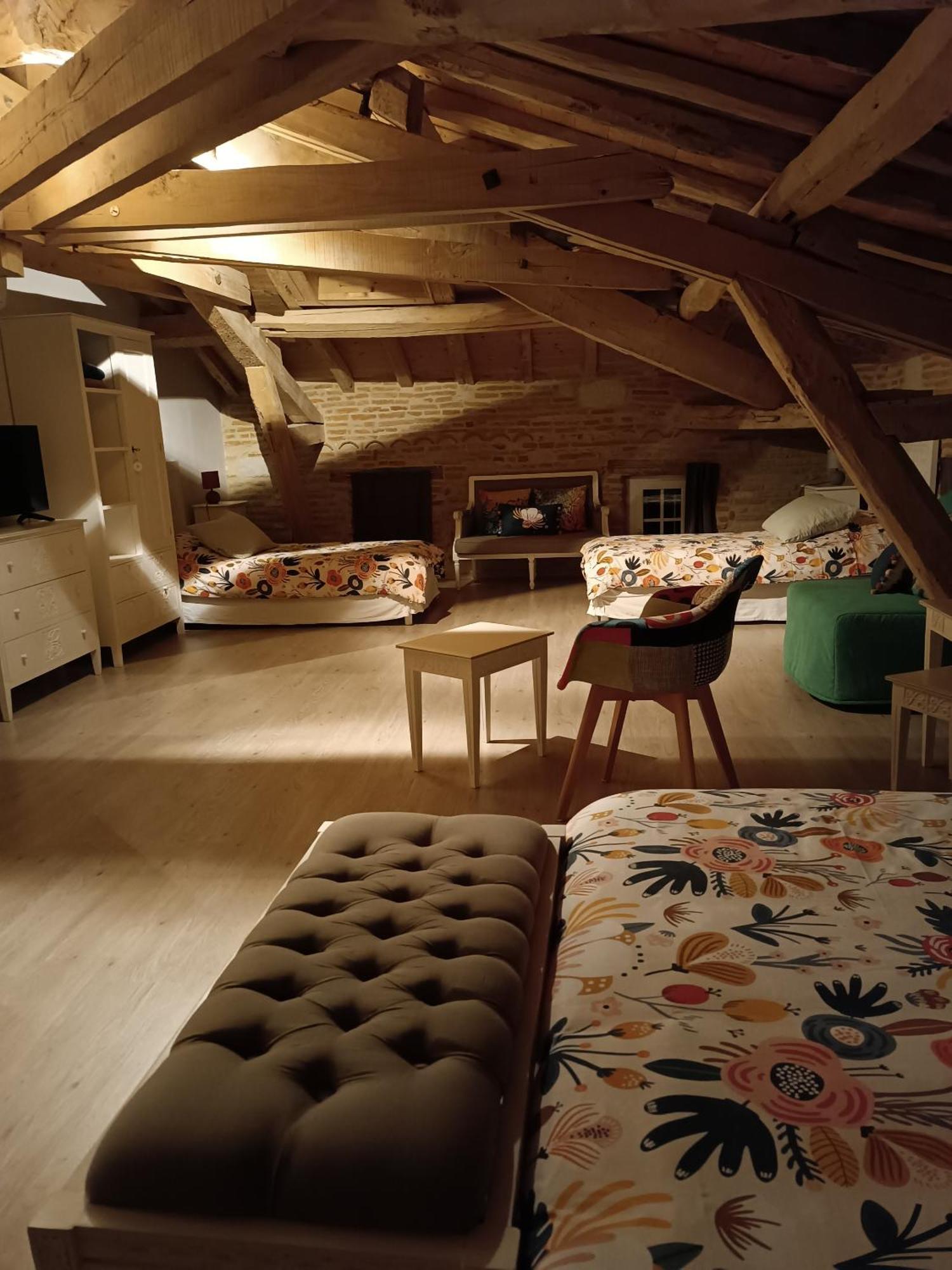 Le Jardin Des Cedres Hotel Lavaur  Room photo