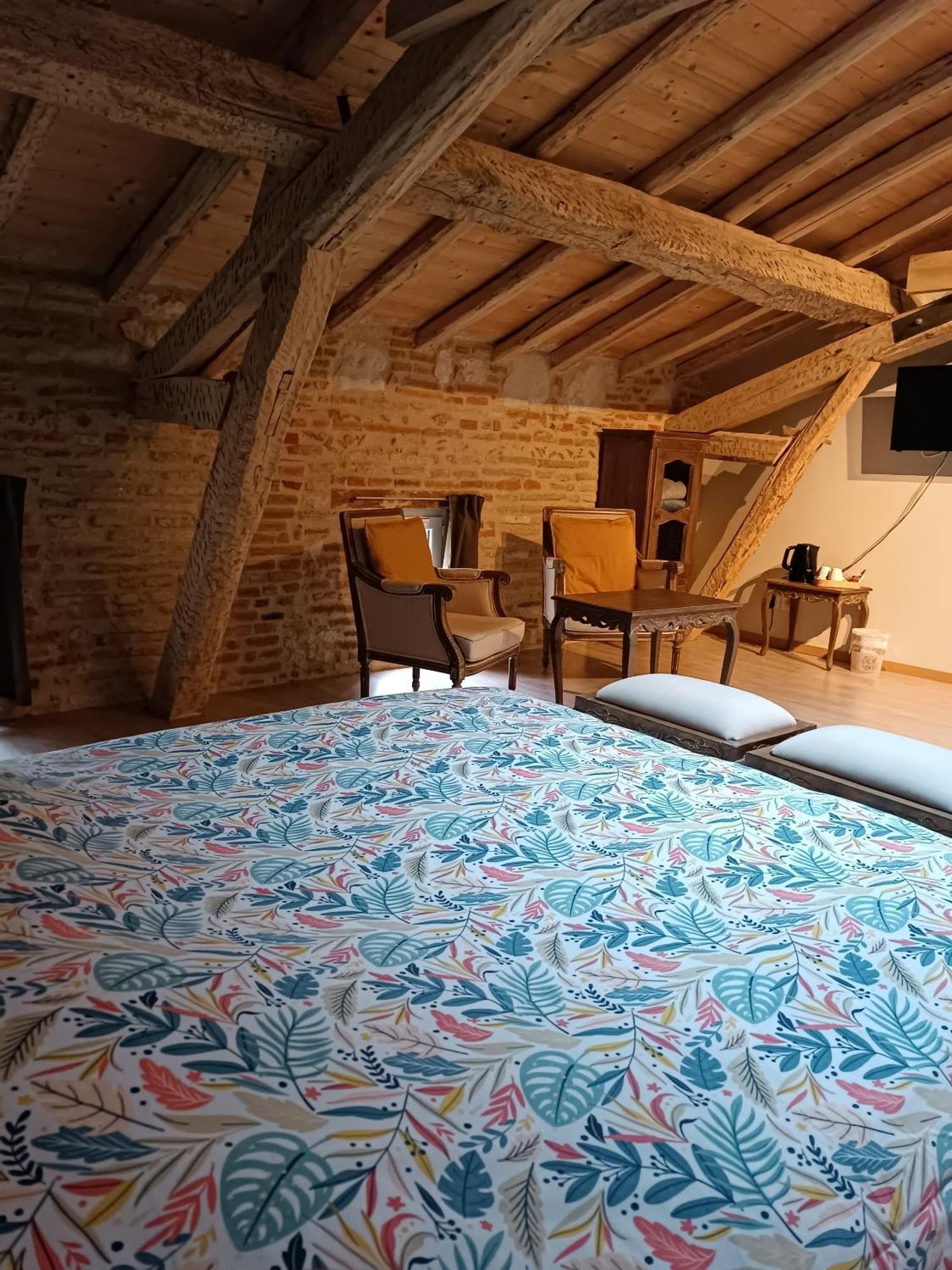 Le Jardin Des Cedres Hotel Lavaur  Room photo