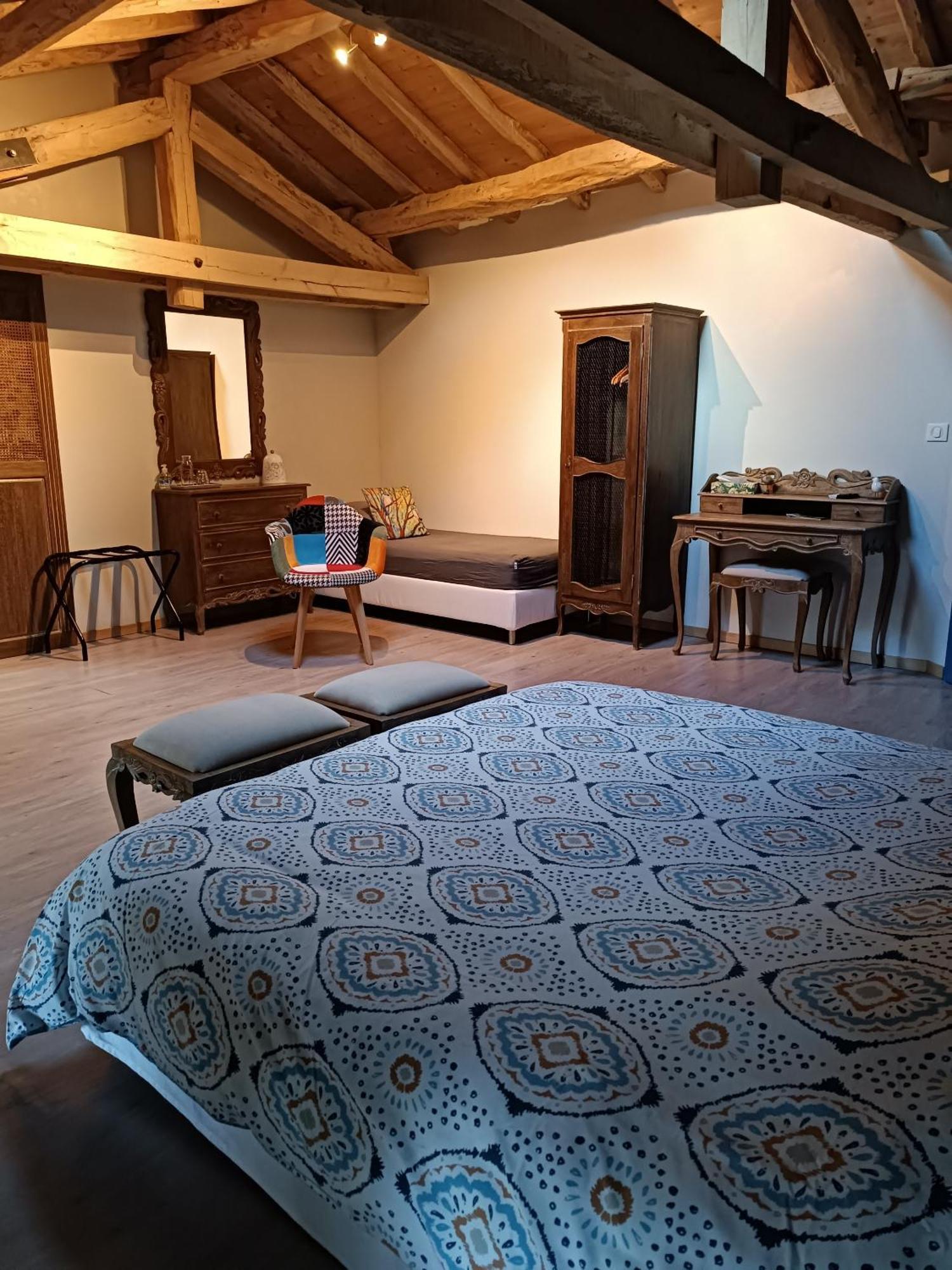 Le Jardin Des Cedres Hotel Lavaur  Room photo