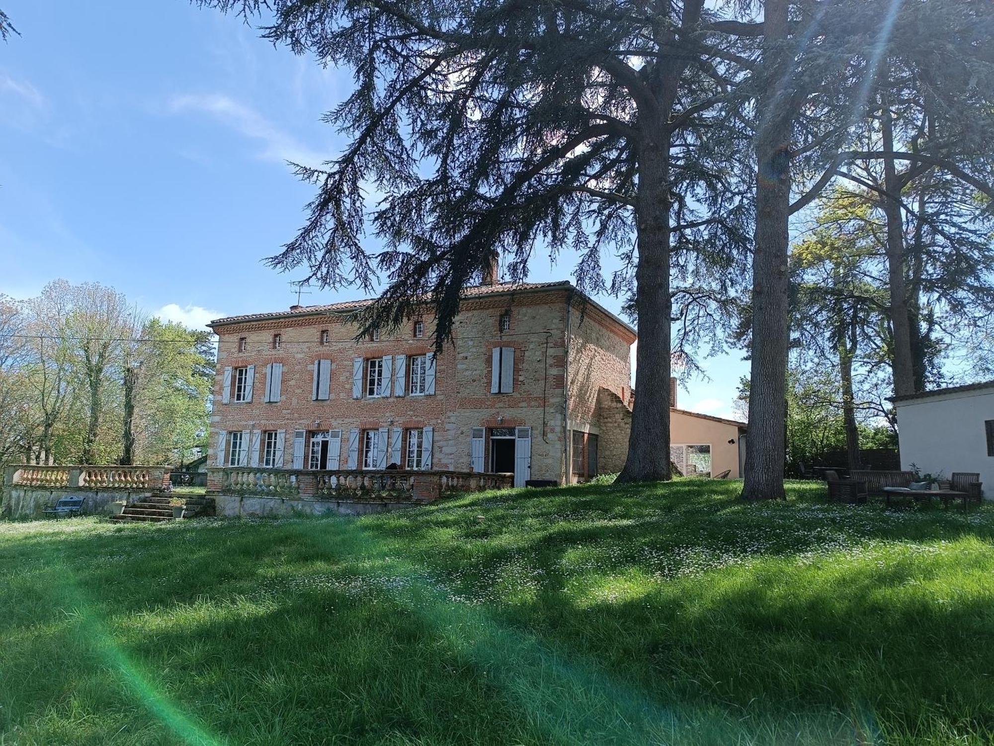 Le Jardin Des Cedres Hotel Lavaur  Exterior photo